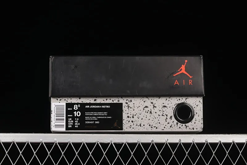 All categories Air Jordan Jordan series basketball shoes Air Jordan 4 foreign trade version Air Jordan 4 Retro "Bred" AJ4 Jordan 4 first year re-engraved new black and red first layer frosted 308497-060